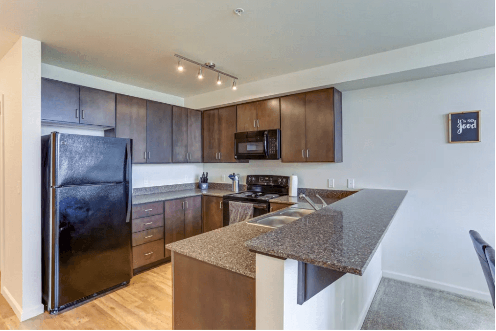 Maddox Apartments, 995 North Marine Dr., Portland, OR RentCafe